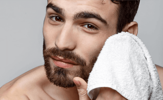 Les erreurs courantes à éviter dans sa routine de soin de la peau pour hommes | Monsieur Arsène